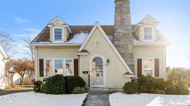 69 Welfare Ave, Cranston, RI 02910 - photo 2