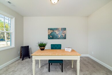 210 Vanderbuilt Ct, Aberdeen, NC 28315 - photo 5