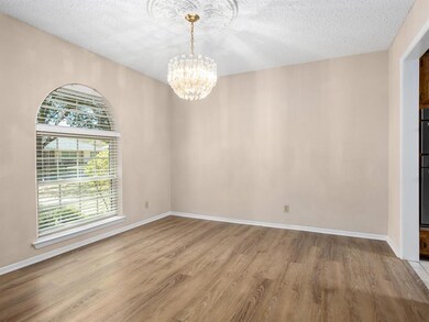 4436 Cartagena Dr, Fort Worth, TX 76133 - photo 5