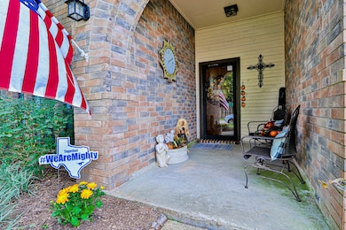 1712 Valero St, Friendswood, TX 77546 - photo 3