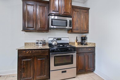 207 Wisteria Bend-10