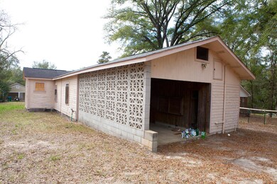 383 Booker Street, Crestview