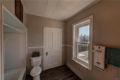 33 S Poplar St, Allentown, PA 18102 - photo 7