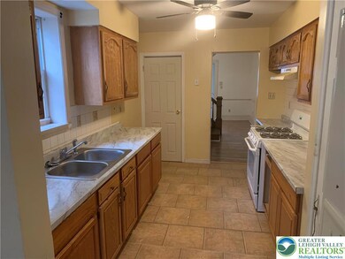 26 N 6th St, Easton, PA 18042 - photo 7