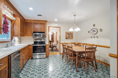 4824 Beulah Rd, North Chesterfield, VA 23237 - photo 7