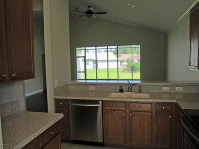 Hazelton Court 006