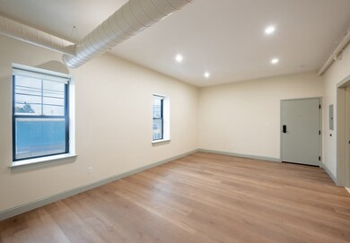 160 Seabury St unit 8, Fall River, MA 02720 - photo 4
