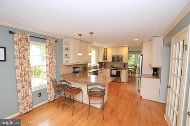 11630 Quail Ridge Ct, Reston, VA 20194 - photo 5