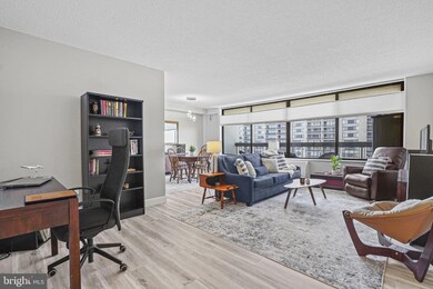 Skyline Plaza unit 1502S, Falls Church, VA 22041 - photo 4