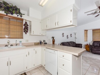 10402 E 37th St, Yuma, AZ 85365 - photo 3