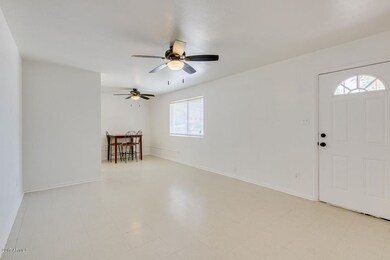 Living / Dining