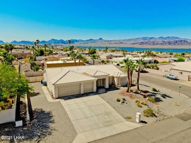 Aerial - Front - Lake View