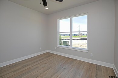 7024 7024 Hillside Ave, Tyler, TX 75707 - photo 5