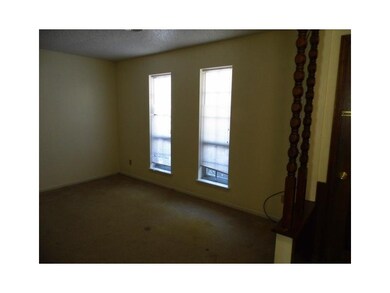 Dining Room. Excellent location! Convenient to sho