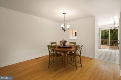 9617 Clocktower Ln, Columbia, MD 21046 - photo 6