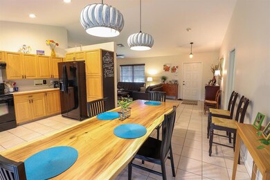 06-Dining Area