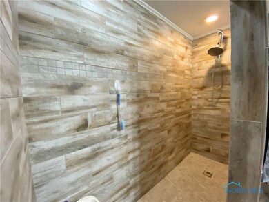 2748 Carolyn Dr, Lima, OH 45807 - photo 6