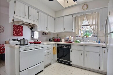 9826 Grant Place, Crown Point, IN 46307 - photo 6