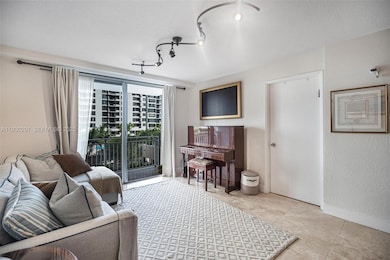Isola Brickell Key unit 503, Miami, FL 33131 - photo 5