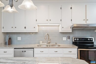 1101 Crofton Ave, Waynesboro, VA 22980 - photo 5