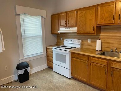 218 Crown Ave, Scranton, PA 18505 - photo 7