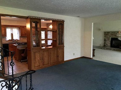 208 Woodridge Ln, Indiana, PA 15701 - photo 6