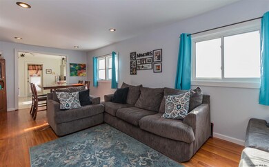 717 Cramer Ave, Schenectady, NY 12306 - photo 5