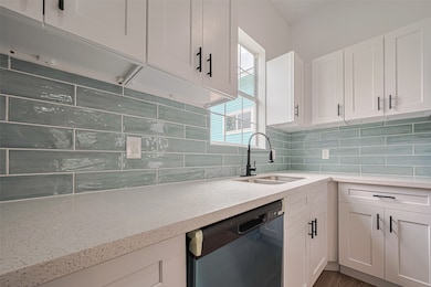 1014 13th St, Galveston, TX 77550 - photo 7