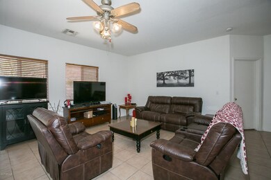 5708 N 73rd Lane (9 of 24)