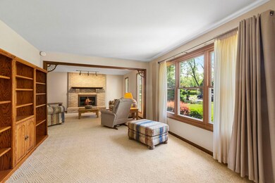 2300 Grouse Ln, Rolling Meadows, IL 60008 - photo 4