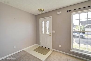 6715 Arbor Creek Dr unit 20, Louisville, KY 40228 - photo 6