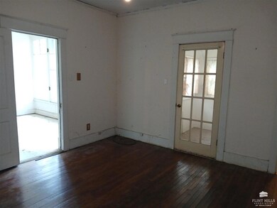 1523 Poyntz Ave, Manhattan, KS 66502 - photo 7