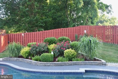 13706 Gallic Ct, Bowie, MD 20720 - photo 4