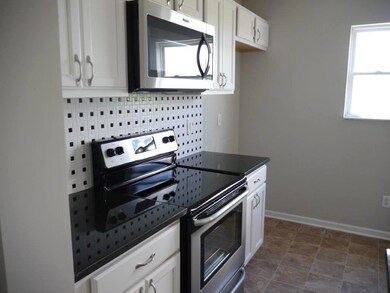 5771 Templar St, Columbus, OH 43232 - photo 7