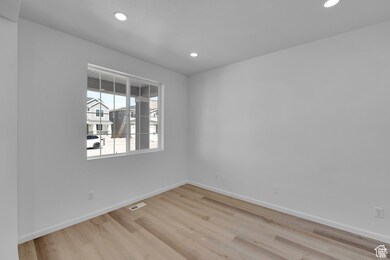 203 W 800 S unit 342, Willard, UT 84340 - photo 4