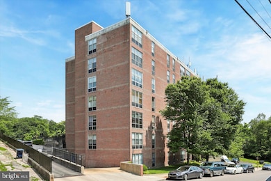 6100 Henry Ave unit 7D, Philadelphia, PA 19128 - photo 3