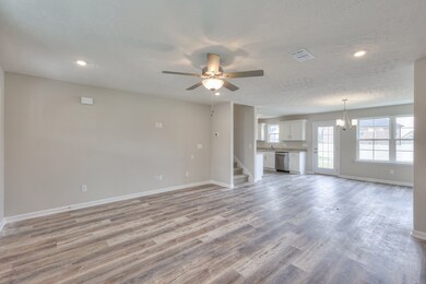 314 Blanford Cir, Manchester, TN 37355 - photo 2