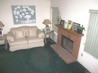 Living Room with fireplace