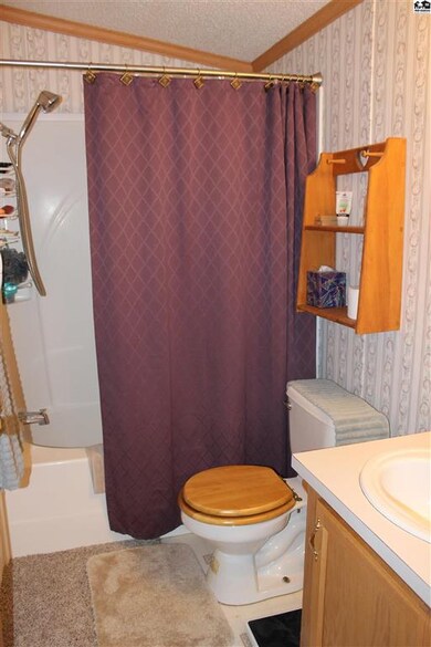 105 Lake Rd, McPherson, KS 67460 - photo 5