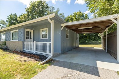 6116 Caenen St, Shawnee, KS 66216 - photo 4