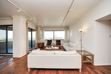 5000 Montrose Blvd unit 14H, Houston, TX 77006 - photo 5