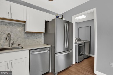 93 Grand Dr, Taneytown, MD 21787 - photo 3