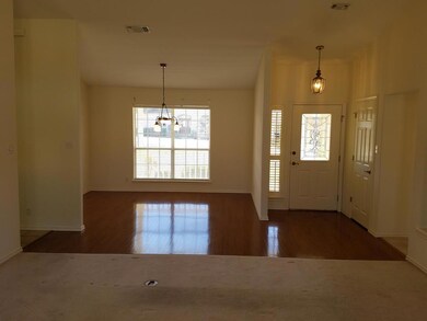 612 Paintbrush Hollow St, Fredericksburg, TX 78624 - photo 2