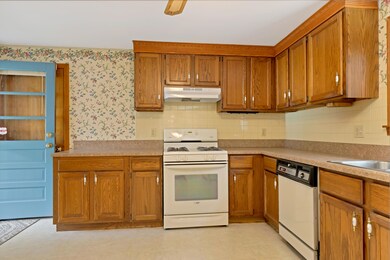 51 Pine View Dr, Cotuit, MA 02635 - photo 7
