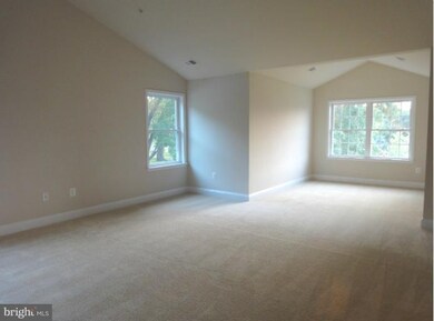 8410 Lillian Ln, Laurel, MD 20723 - photo 4