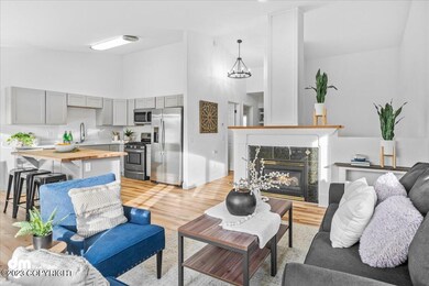 05-Living Room_ELI09150