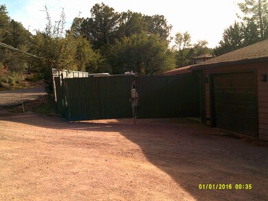 RV GATE