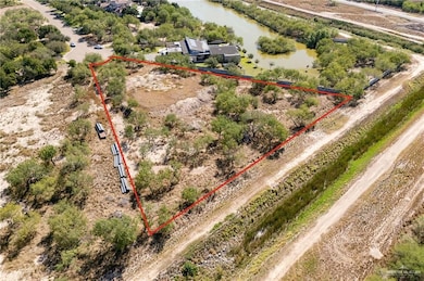 1514 Woods Dr, Mission, TX 78572 - photo 7