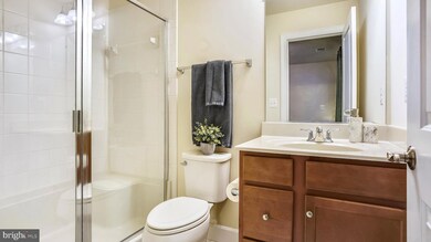 10709 Caledonia Meadow Dr, Manassas, VA 20112 - photo 6