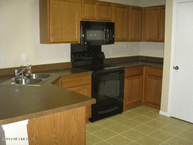 10661 Academy Park Dr, Jacksonville, FL 32218 - photo 6